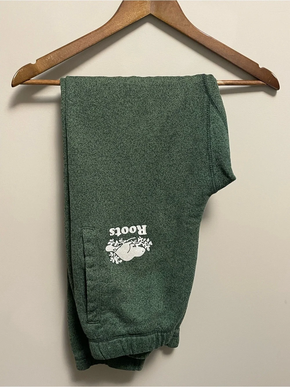 Roots Forest Green Sweatpants with White Logo Men Women XS - Picture 1 of 10
